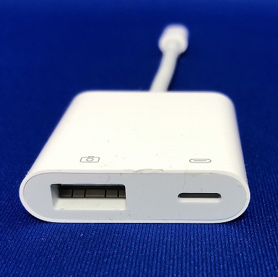 Lightning - USB 3カメラアダプタ（Apple純正品）